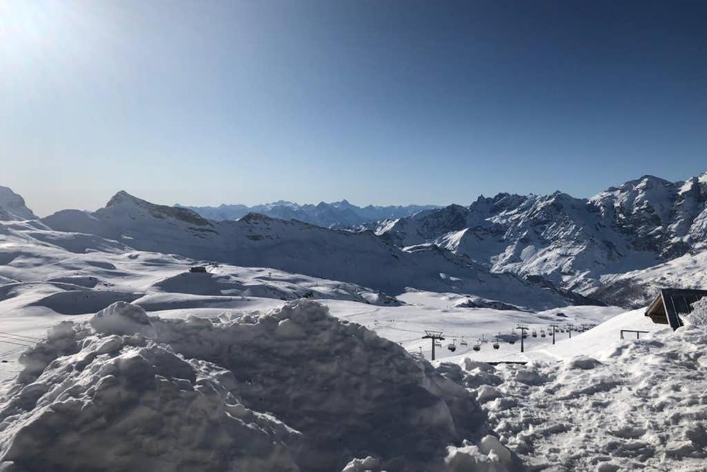 Piccolo Paradiso In Centro Cervinia Breuil-Cervinia Luaran gambar