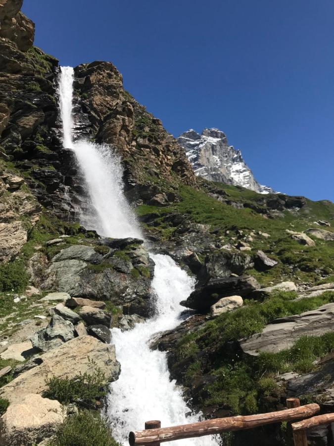 Piccolo Paradiso In Centro Cervinia Breuil-Cervinia Luaran gambar